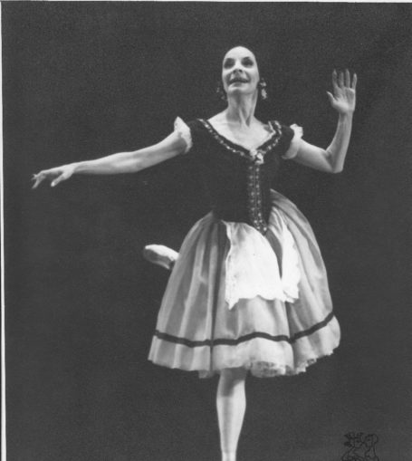 Legendary Cuban ballerina, Alicia Alonso, ¡presente!