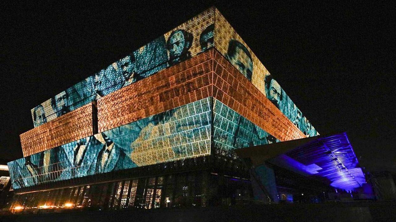 The Smithsonian National Museum of African American History and Culture  (NMAAHC) (2016- ) •