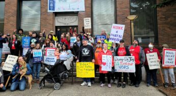 Portland supports postal workers