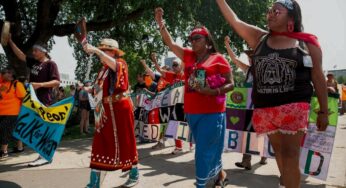 <span class="streamer">Commemorate Indigenous Peoples Day</span><br />Support Workers World 