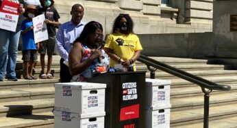 Ballot initiative advances to hold police accountable  