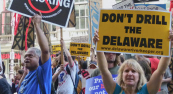 ‘Fracktavists’ challenge gas industry, effects of hydraulic fracturing